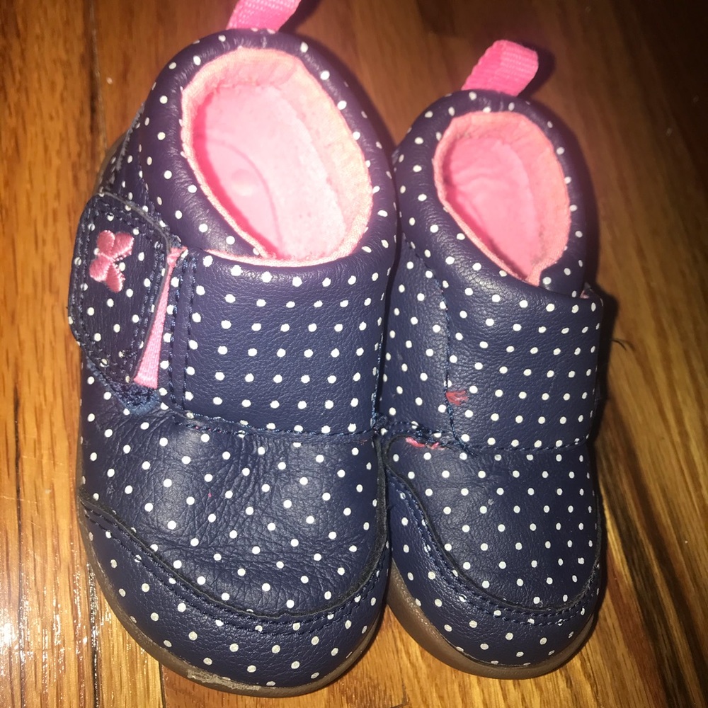 Toddler shoes size 5